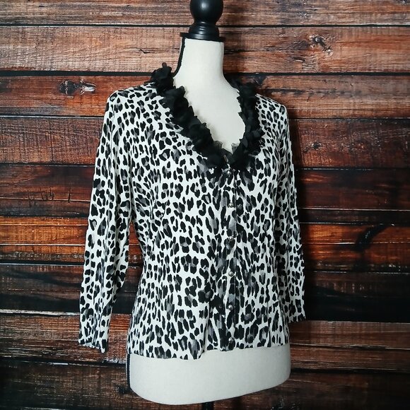 White House Black Market Cardigan Sweater M Leopard Ruffle Collar 3/4 Sleeve - Picture 3 of 8